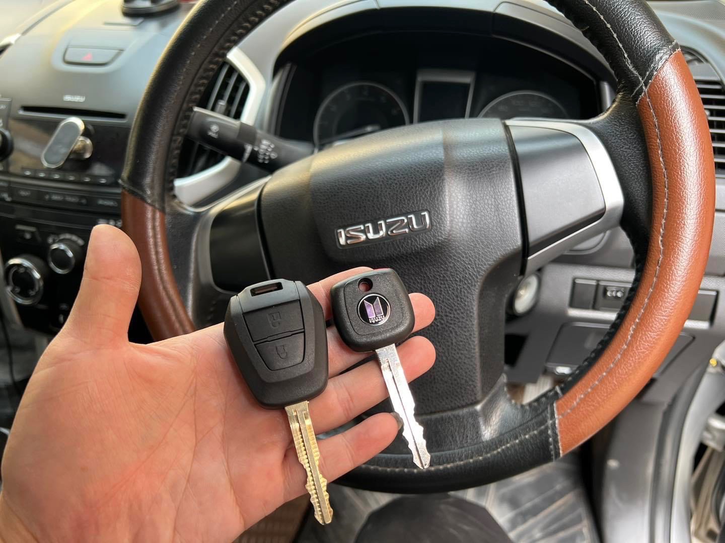 18 - https://ร้านกุญแจช่างเบิร์ดสายสี่.com | ร้านกุญแจช่างเบิร์ดสายสี่ รับทำกุญแจฝังชิพ รีโมท สมาร์ทคีย์ immobilizer รับทำกุญแจรถยนต์ รถมอเตอร์ไซค์ เปลี่ยนกรอบ เปลี่ยนถ่านรีโมท เปิดบ้าน เปิดรถ กุญแจหาย เราช่วยได้ 18 - https://ร้านกุญแจช่างเบิร์ดสายสี่.com | ร้านกุญแจช่างเบิร์ดสายสี่ รับทำกุญแจฝังชิพ รีโมท สมาร์ทคีย์ immobilizer รับทำกุญแจรถยนต์ รถมอเตอร์ไซค์ เปลี่ยนกรอบ เปลี่ยนถ่านรีโมท เปิดบ้าน เปิดรถ กุญแจหาย เราช่วยได้