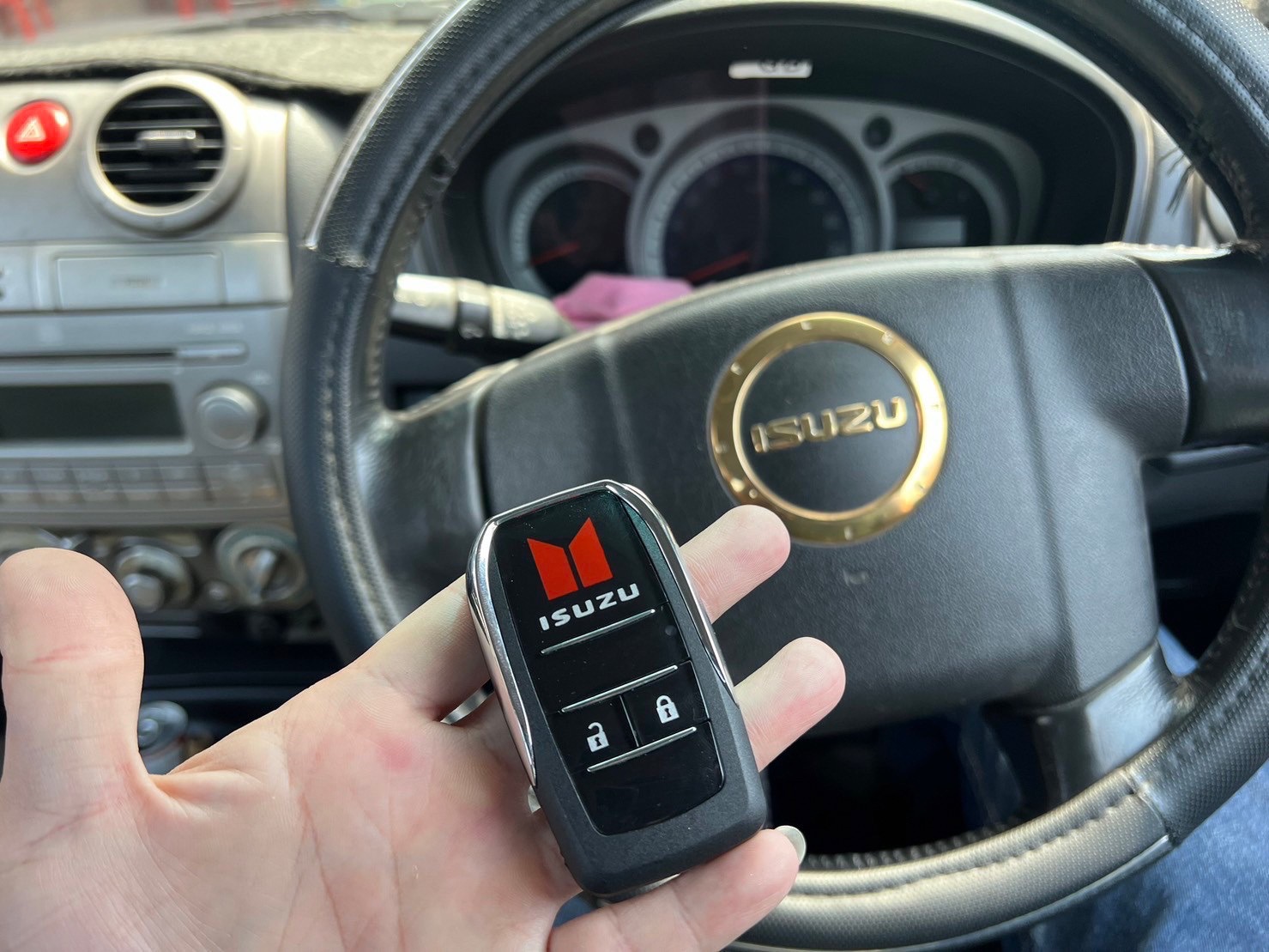 2 - https://ร้านกุญแจช่างเบิร์ดสายสี่.com | ร้านกุญแจช่างเบิร์ดสายสี่ รับทำกุญแจฝังชิพ รีโมท สมาร์ทคีย์ immobilizer รับทำกุญแจรถยนต์ รถมอเตอร์ไซค์ เปลี่ยนกรอบ เปลี่ยนถ่านรีโมท เปิดบ้าน เปิดรถ กุญแจหาย เราช่วยได้ 2 - https://ร้านกุญแจช่างเบิร์ดสายสี่.com | ร้านกุญแจช่างเบิร์ดสายสี่ รับทำกุญแจฝังชิพ รีโมท สมาร์ทคีย์ immobilizer รับทำกุญแจรถยนต์ รถมอเตอร์ไซค์ เปลี่ยนกรอบ เปลี่ยนถ่านรีโมท เปิดบ้าน เปิดรถ กุญแจหาย เราช่วยได้